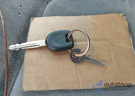 2000 Mitsubishi Galant Es z USA, uszkodzony, nr VIN 4A3AA46G5YE120708